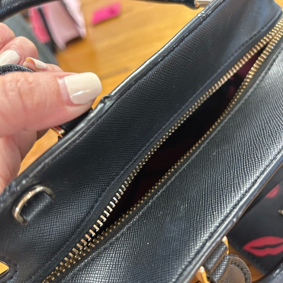 kate spade Black Satchel with Pink Lip Print - Picture 5 of 11